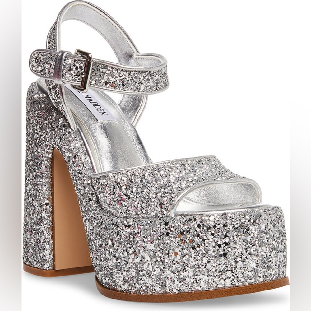 Steve Madden Platform Heels 🩶